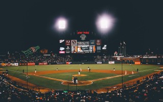 海星体育平台：海港队三连冠梦碎？不思进取与硬实力短板暴露，申花连续两年紧逼成转折点