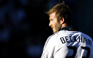 海星体育：里尔欧联杯多打一人竟败北，主帅震怒，这场失利是足球丑闻！