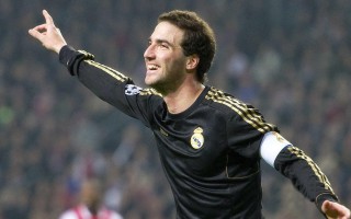 【海星体育直播】早报，C罗再夺环足最佳中东球员荣誉 成就连续三年霸业