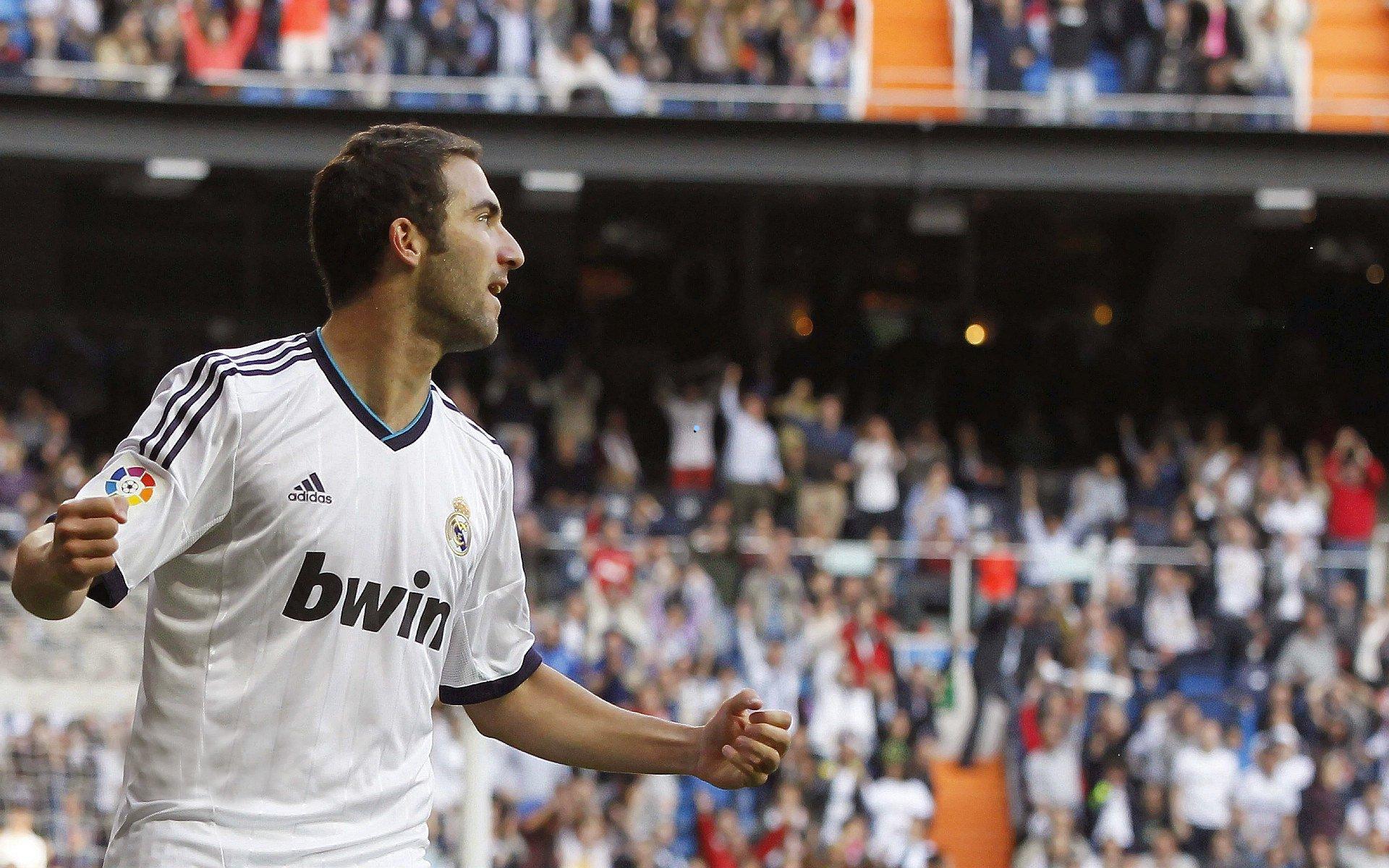 海星体育平台-悉尼FC对阵惠灵顿凤凰，主力中卫解禁复出，客队六将伤缺撼动澳超对决-第3张图片-海星体育_海星体育官网_海星体育直播平台